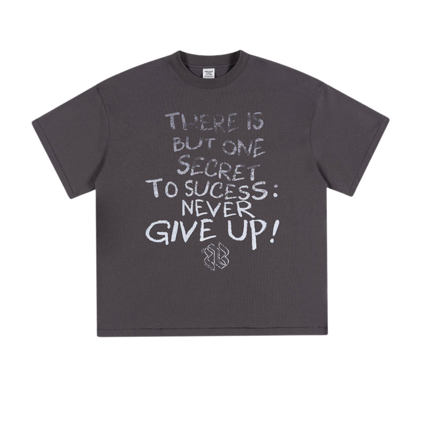 Cardydony Women's Never Give Up Graphic Tee – Oversized Streetwear for Women