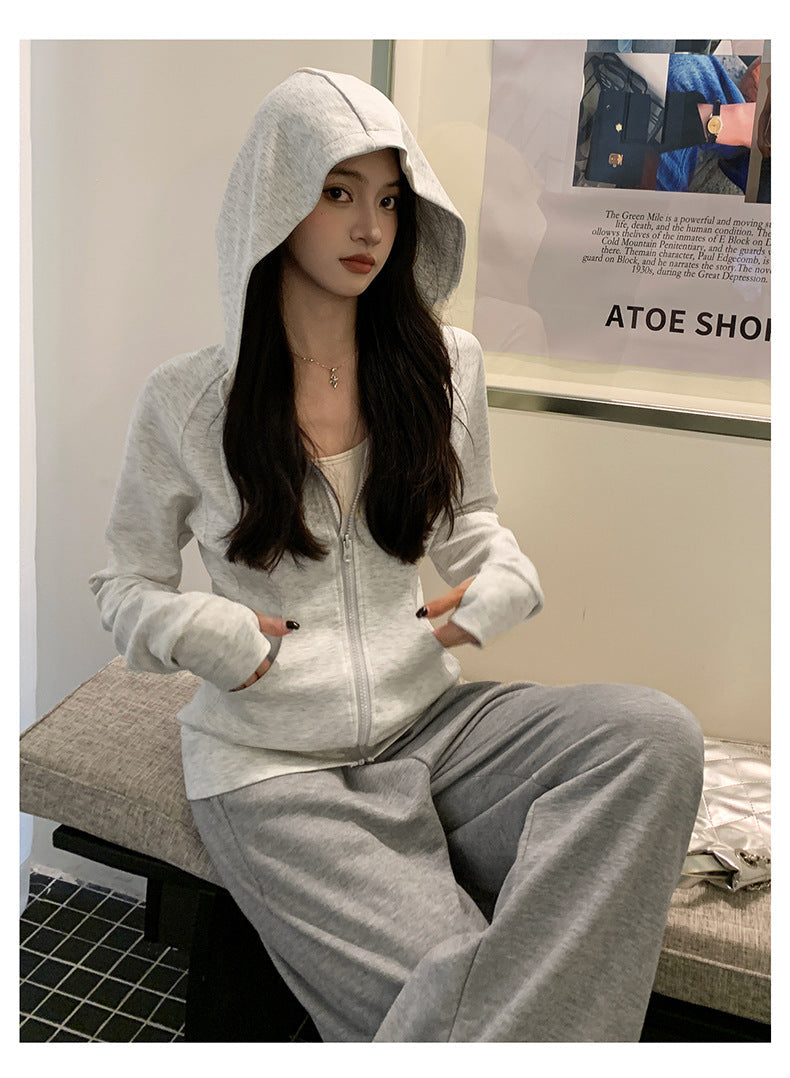 Cardydony Women's Cozy Zippered Hooded Sweatshirt with a Sleek Fit
