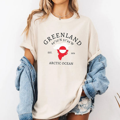 Cardydony Women's Stand With Greenland T-shirt