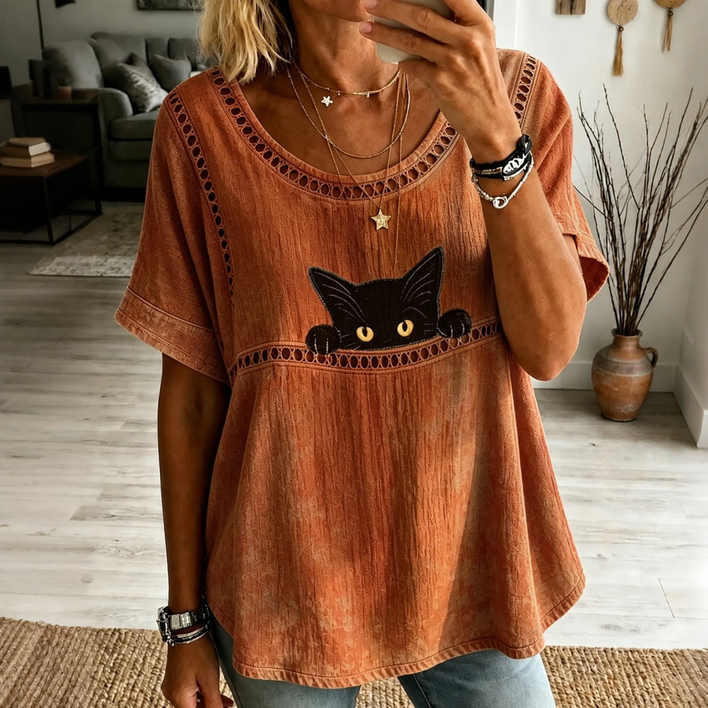 Cardydony Women's Hippie Black Cat Embroidery Art Linen Blend Crew Neck Tshirt