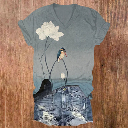 Cardydony Vintage Bird And Lotus Art Pattern V-neck T-shirt