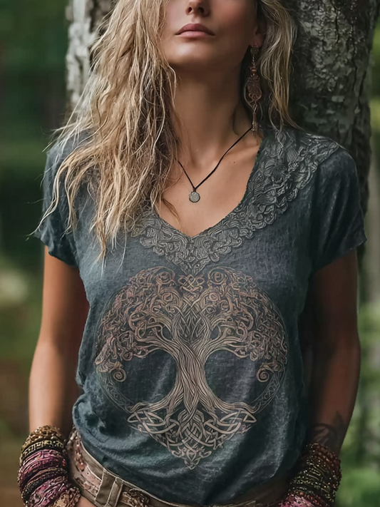 Cardydony Vintage Viking Life Tree Pattern Women's Short Sleeve T-shirt