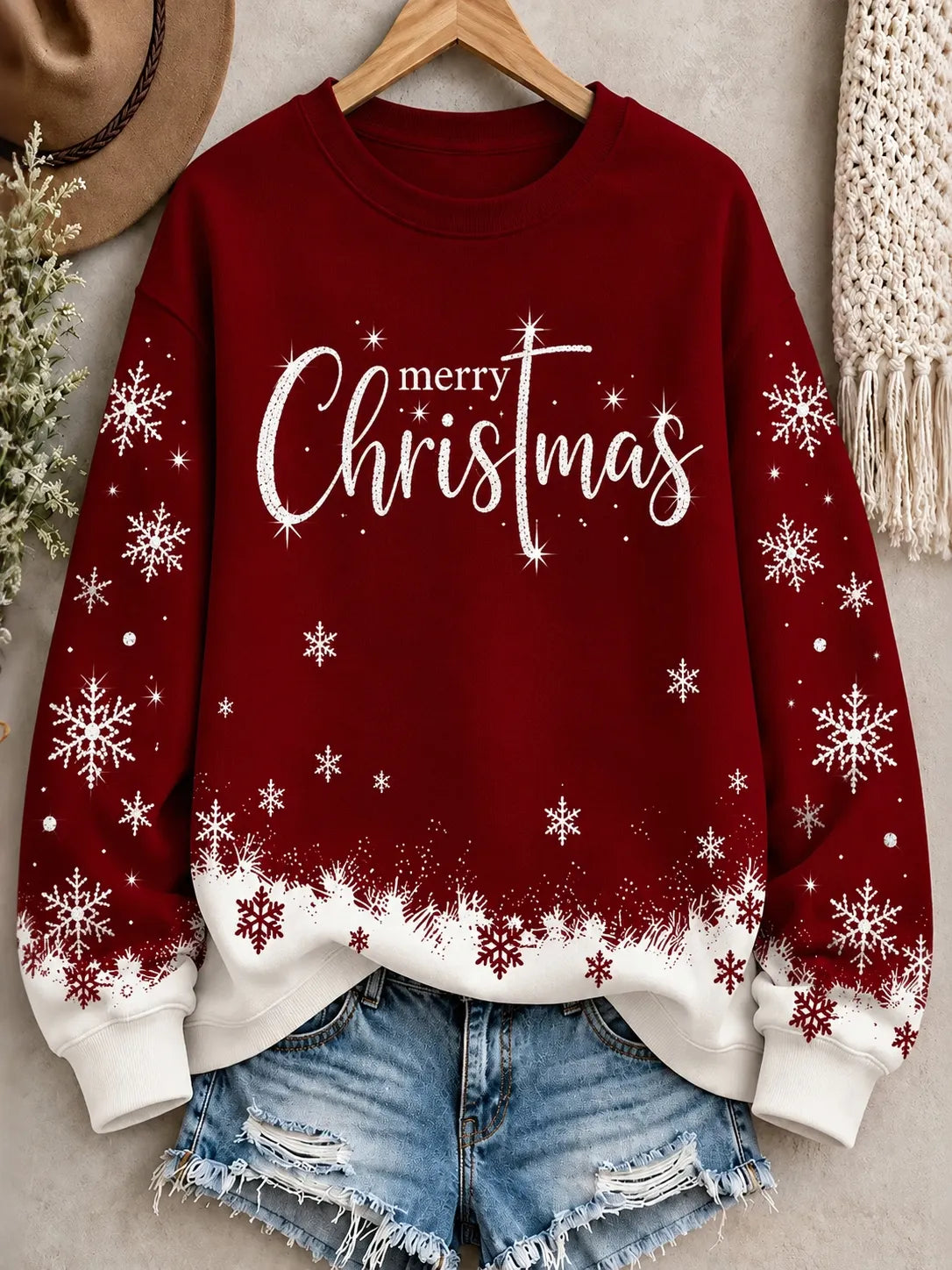 Cardydony Women's Festive Merry Christmas Snowflake Print Relaxed Fit Red Crewneck Sweatshirt