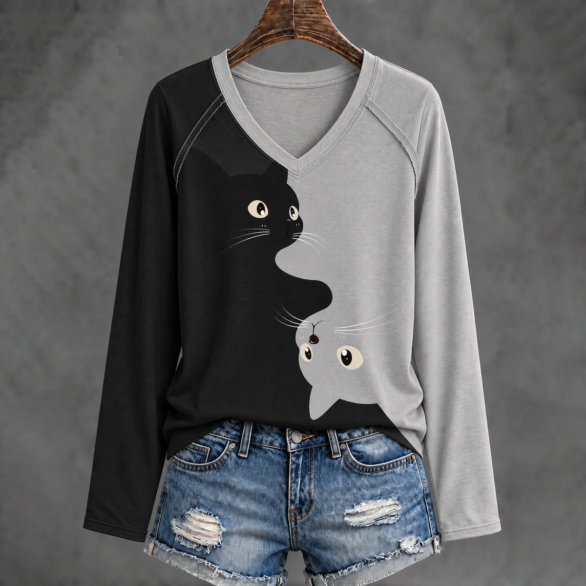 Cardydony Women's Abstract Cat Art Print Casual Long-sleeve T-shirt