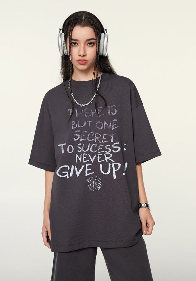 Cardydony Women's Never Give Up Graphic Tee – Oversized Streetwear for Women