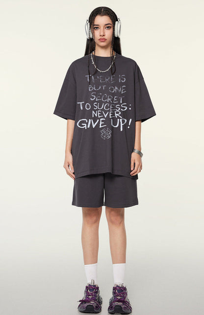 Cardydony Women's Never Give Up Graphic Tee – Oversized Streetwear for Women