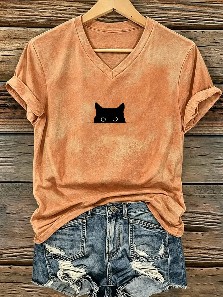 Cardydony Vintage Peeping Black Cat Art Casual V-neck T-shirt