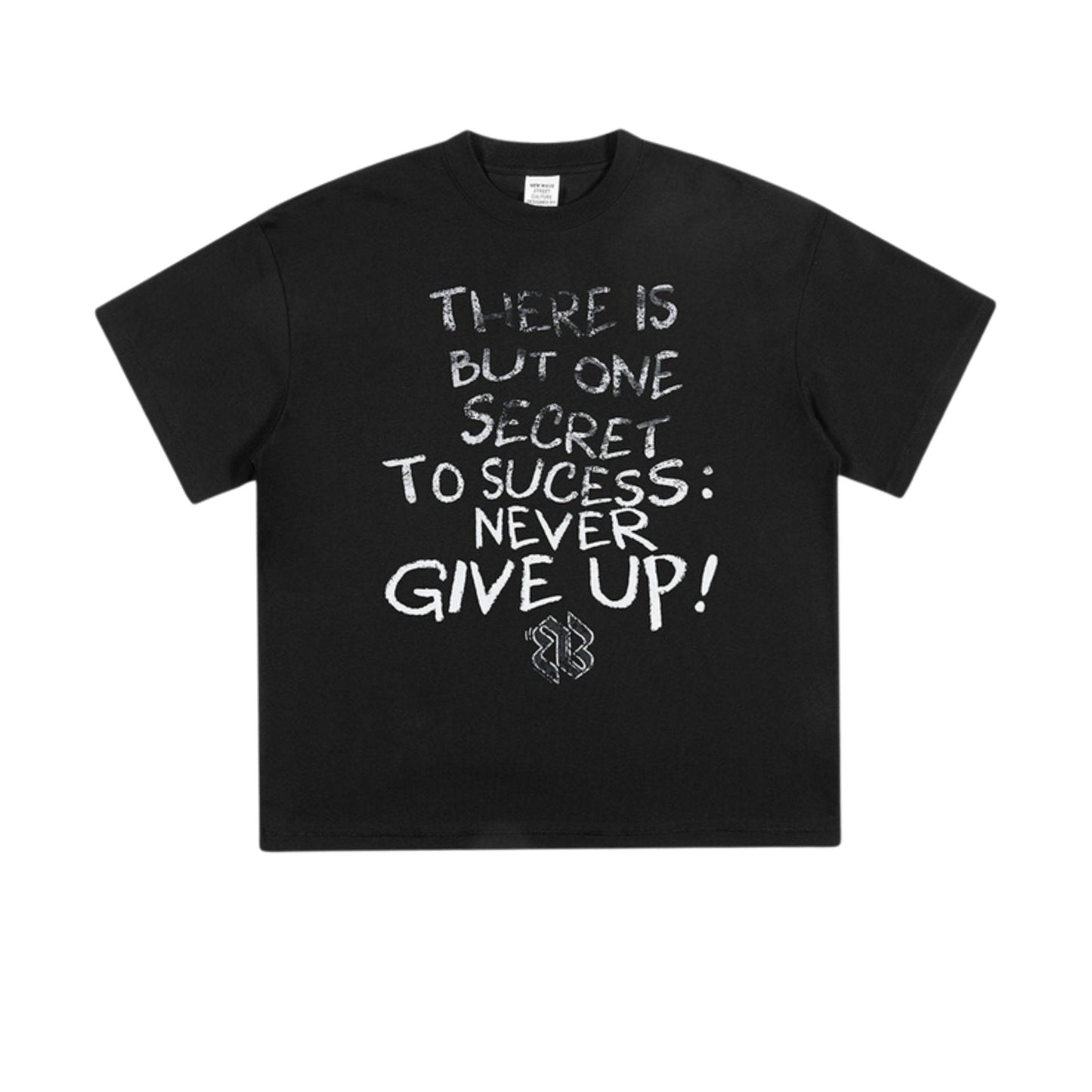 Cardydony Women's Never Give Up Graphic Tee – Oversized Streetwear for Women