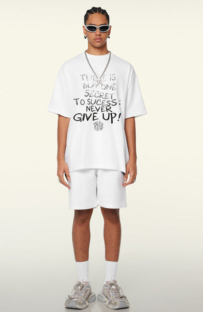Cardydony Women's Never Give Up Graphic Tee – Oversized Streetwear for Women
