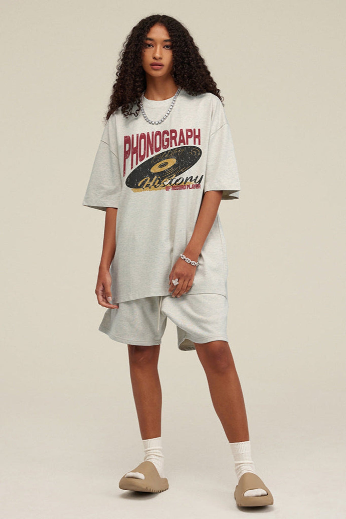 ardydony Women's Phonograph Graphic Tee – Oversized Streetwear T-Shirt for Women